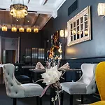 Hotel Logis Le Parc 3*
