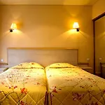 Hotel Logis Le Parc 3*