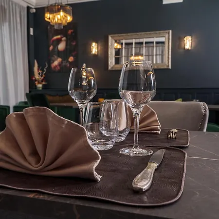 Restaurant Le Parc Мулен