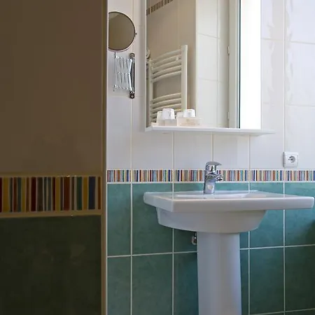 Logis Le Parc 3* Μουλέν
