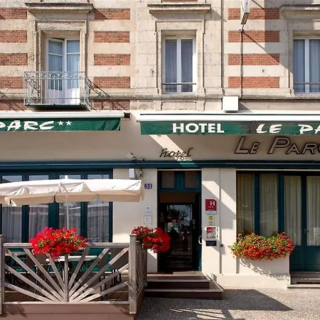 Logis Le Parc 3* Μουλέν