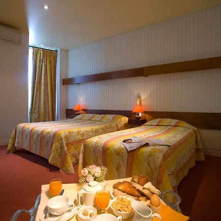 Ξενοδοχείο Logis Le Parc 3*
