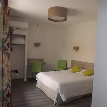 Logis Le Parc Hotel