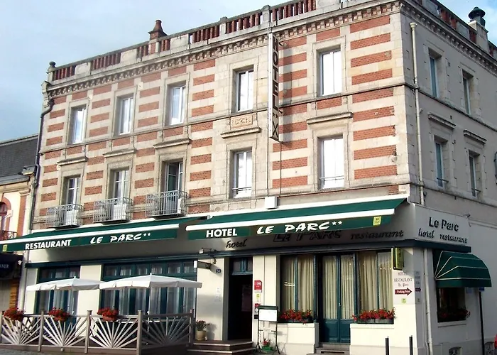 Hotel Logis Le Parc Moulins (Allier)