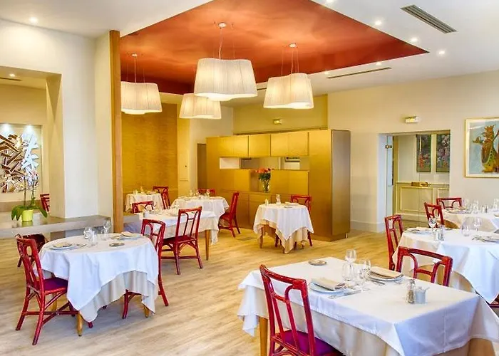 Logis Le Parc 3* Moulins (Allier)